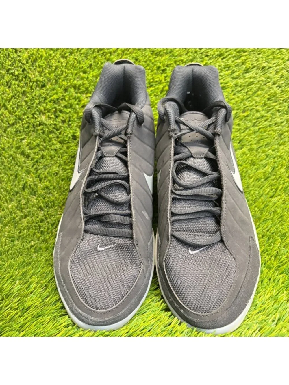 Nike LeBron Witness 9 Mens Size 11 Black Gray Athletic Basketball Shoes Sneakers